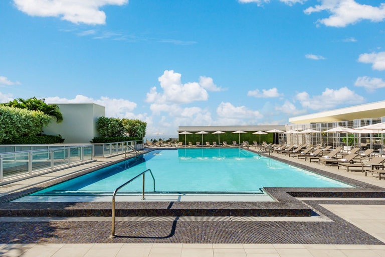 Sport & Beauty 2, Costa Hollywood Beach Resort, Broward