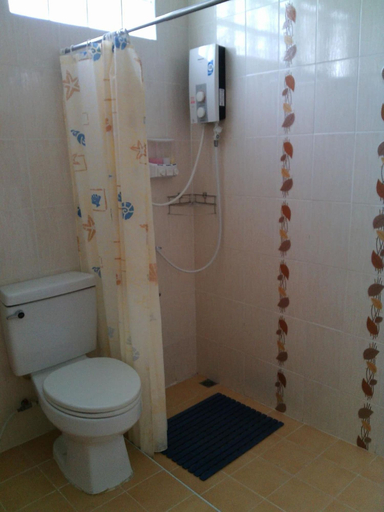 Bathroom 3, 2N Guesthouse, Muang Phetchaburi