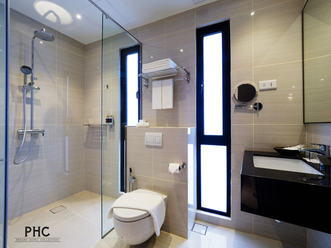 Bathroom 4, Hutton Central Hotel Managed By The Ascott Limited, Pulau Penang