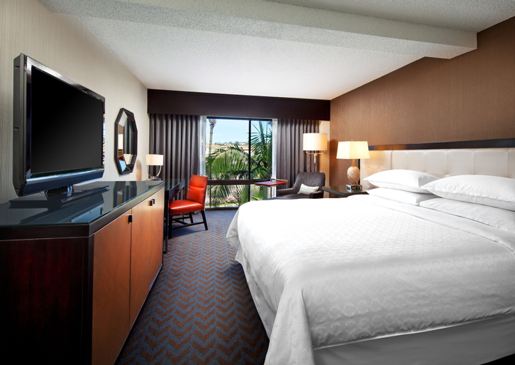 Bedroom 2, Sheraton Mission Valley San Diego Hotel, San Diego
