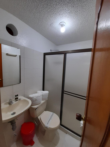 Bathroom 3, Hotel Valle de Pubenza, Popayán