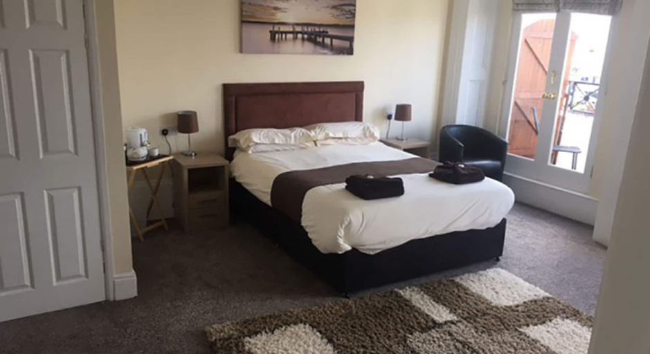 Bedroom 2, Royal Grosvenor Hotel, North Somerset