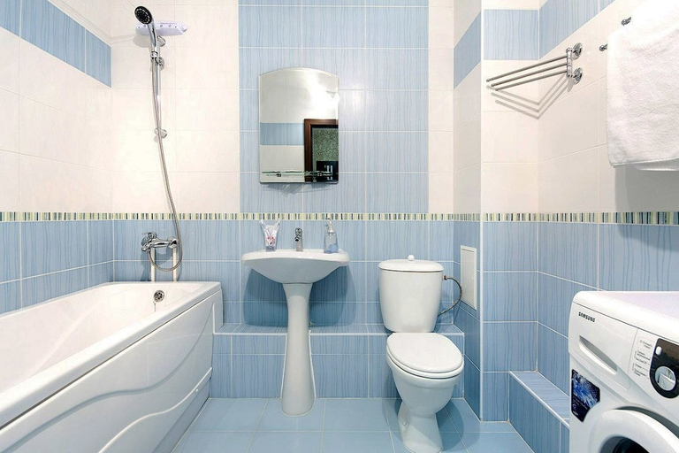 Bathroom 4, Apartment Etazhydaily Bazhova-Shevchenko, Ekaterinburg gorsovet