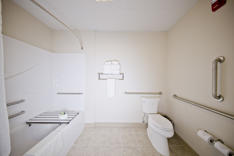 Bathroom 4, Cobblestone Inn & Suites - Clarinda, Page