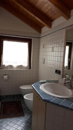 Bathroom 5, Green Rose bed and breakfast, Belluno