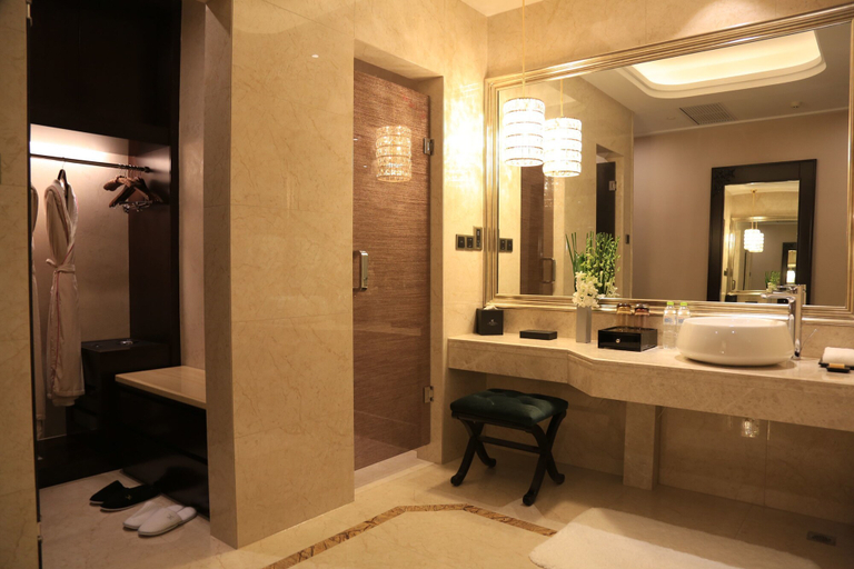 Bathroom 3, The Huiting Collection, Wuhan