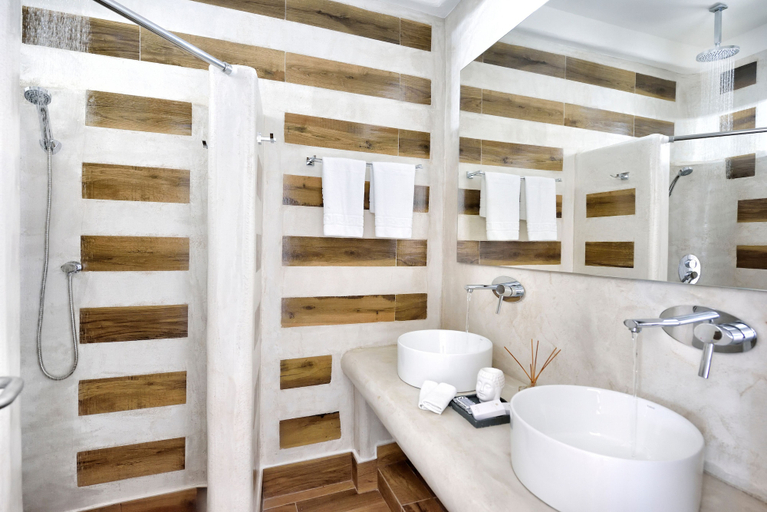Bathroom 5, Jenny's Summer Houses, South Aegean