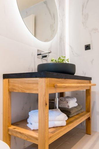Bathroom 5, Marni Village, Crete