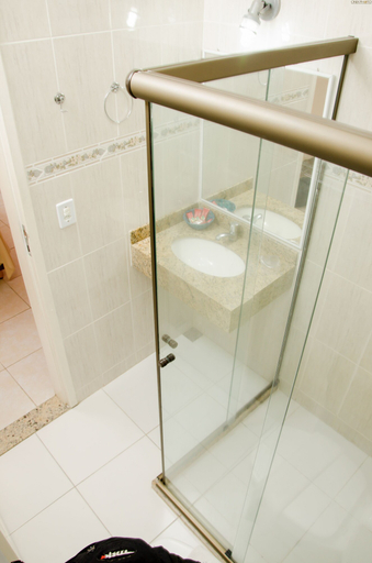 Bathroom, Pousada Portal Do Mar, Cabo Frio