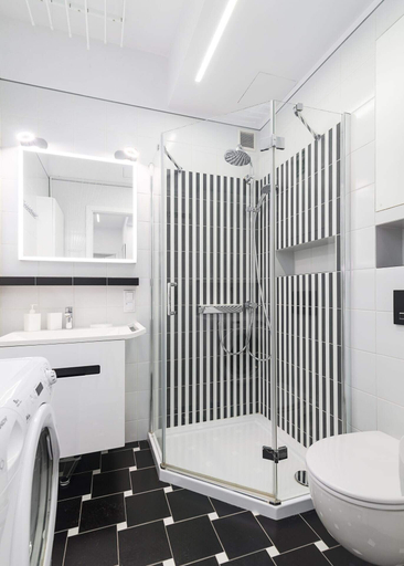 Bathroom 4, At the Fountain Apartment, Warsaw