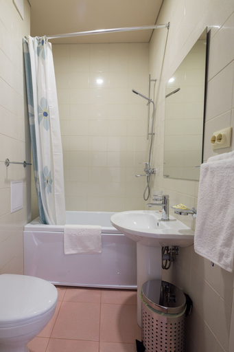 Bathroom 3, Prosperus Guest House, Sochi gorsovet