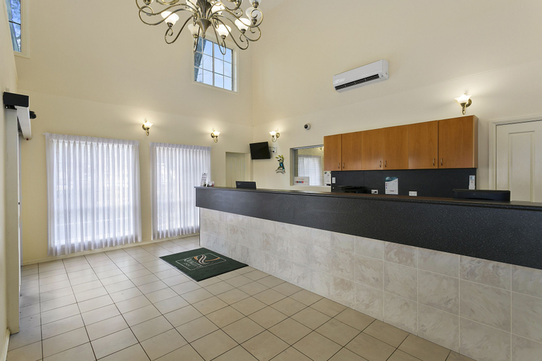 Public Area 2, Quality Inn Penrith, Penrith - West