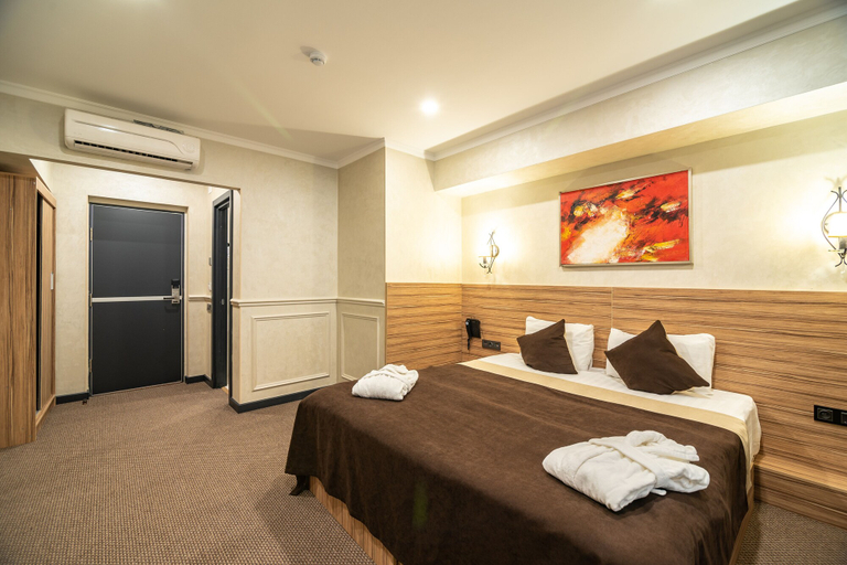 Bedroom 2, Mildom City Hotel, Almaty