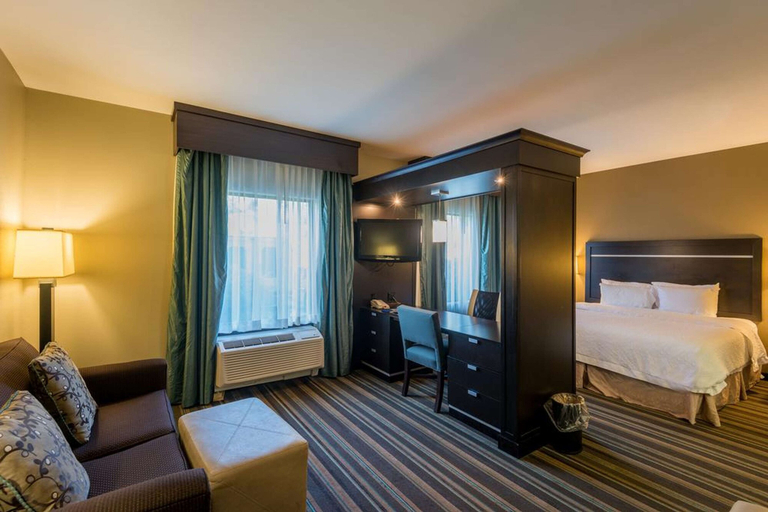 Bedroom 3, Hampton Inn New Albany, Union