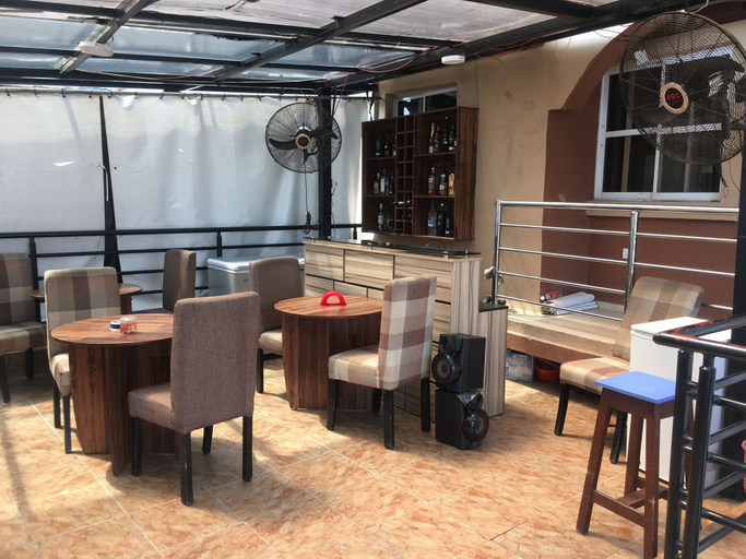 Food & Drinks 4, Momak 5 Hotel and Suites, Eti-Osa
