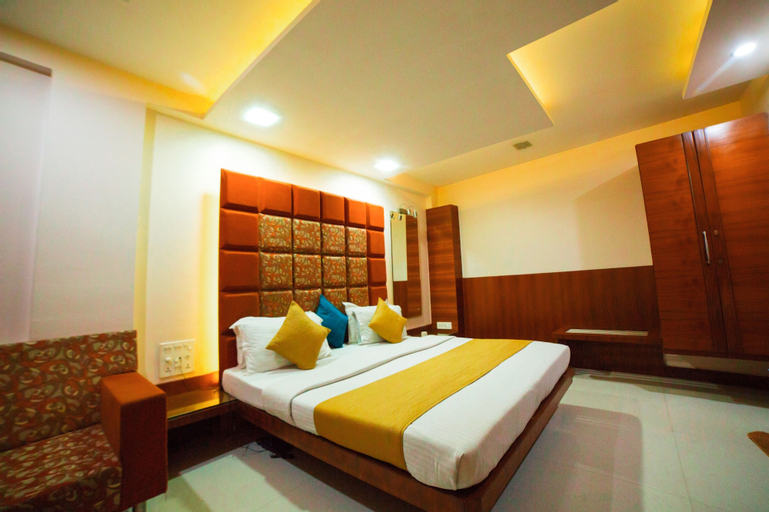 Hotel GK Palace, Bhopal