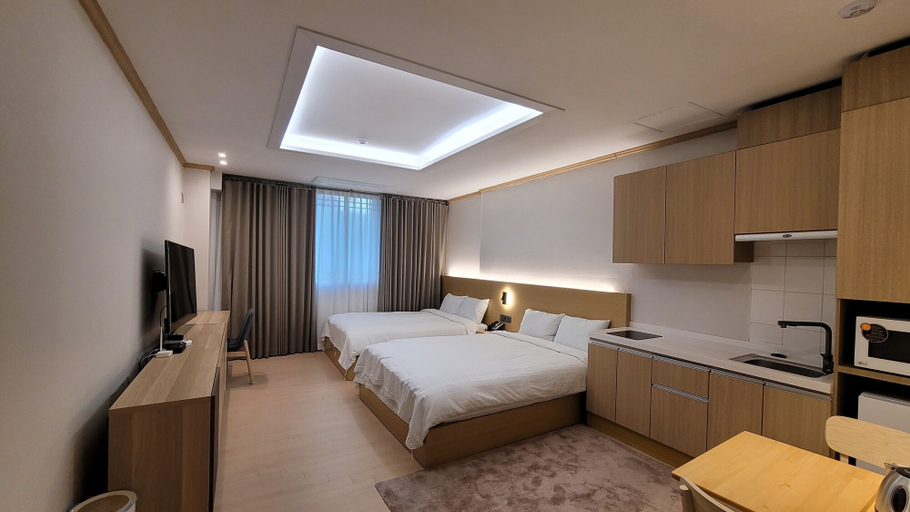 Bedroom 4, World Tourist Hotel, Pyeongtaek