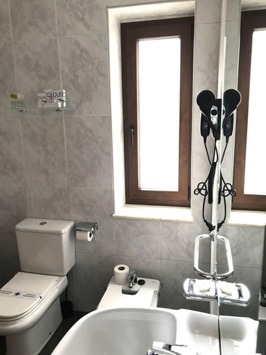 Bathroom 4, Hotel Puerta Ciudad Rodrigo, Salamanca