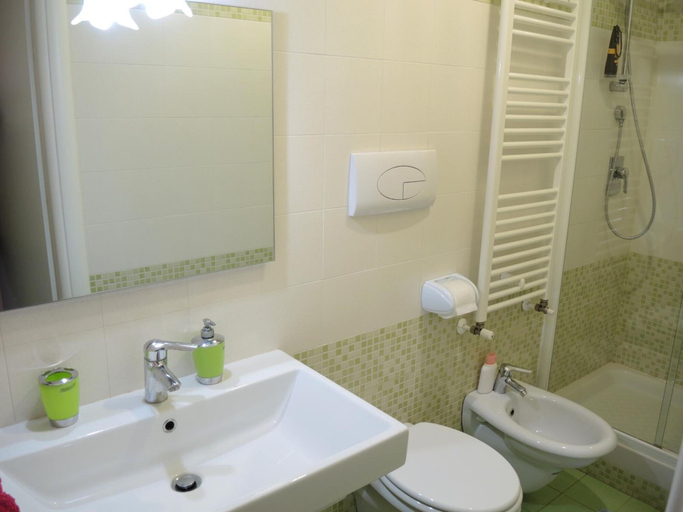 Bathroom 5, La Casa di Ermelinda, Reggio Di Calabria