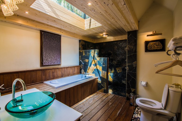 Bathroom 4, Teakwood Villa, Muang Kanchanaburi