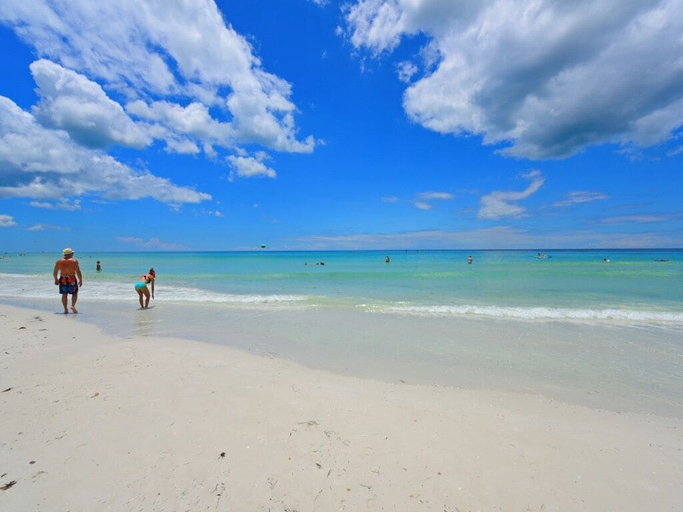 Others 4, Sea Club II by Beachside Management, Sarasota