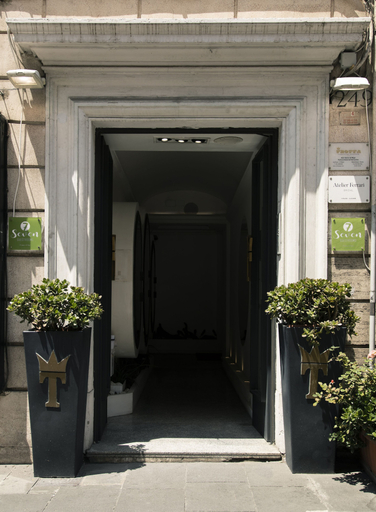 Exterior & Views 2, Seven, Rome
