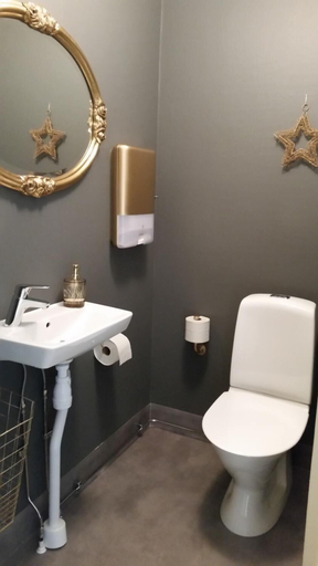 Bathroom 4, Hotell Briggen i Åhus, Kristianstad