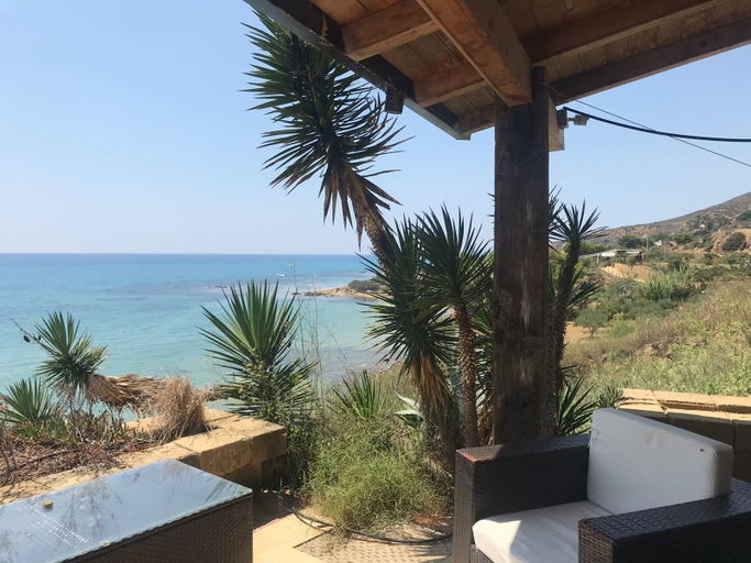 Others 4, Repubblica delle pergole, Agrigento
