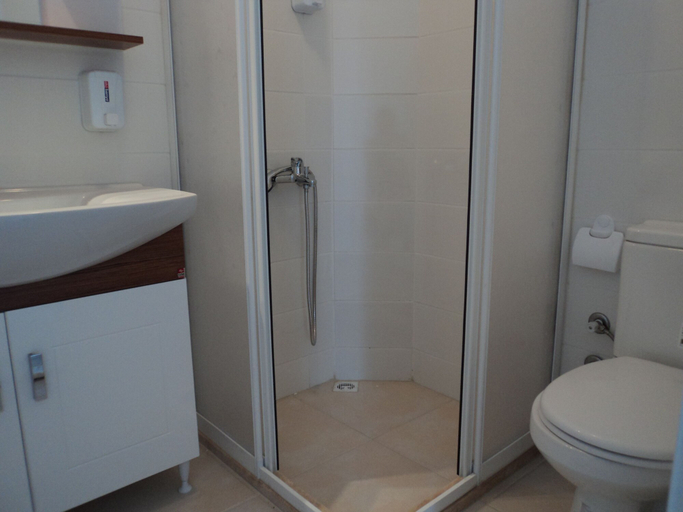 Bathroom shower, Site Soley, Urla