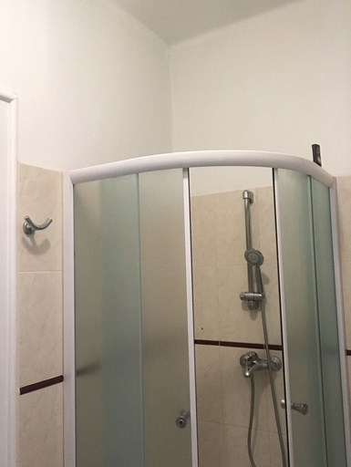 Bathroom 3, Tortosa Blue, Split