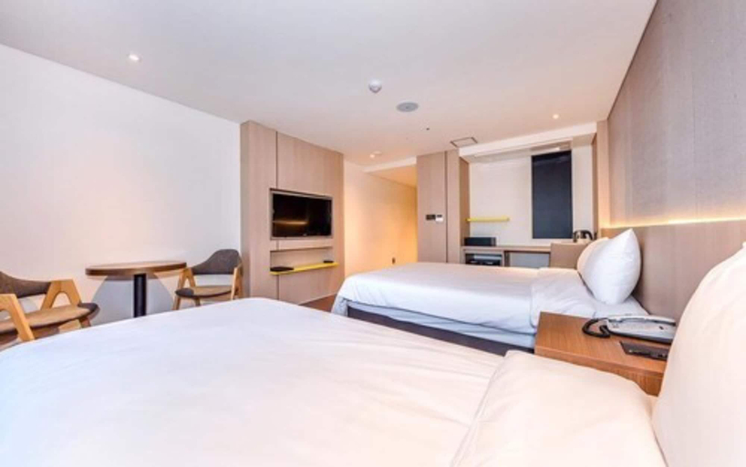 Bedroom 3, Noblepia Hotel, Seogwipo