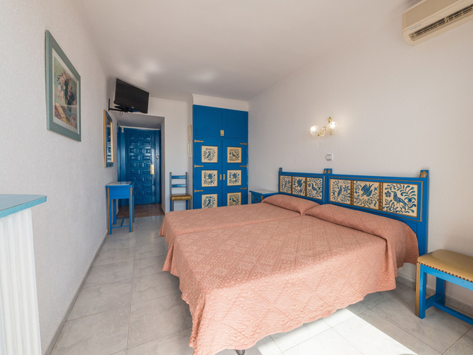 Bedroom 4, Checkin Garbí, Barcelona