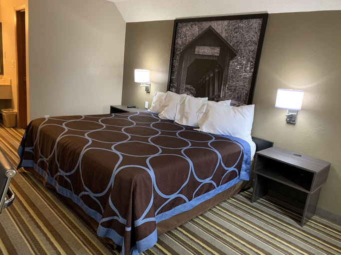 Bedroom 4, Super 8 by Wyndham Brownsburg, Hendricks