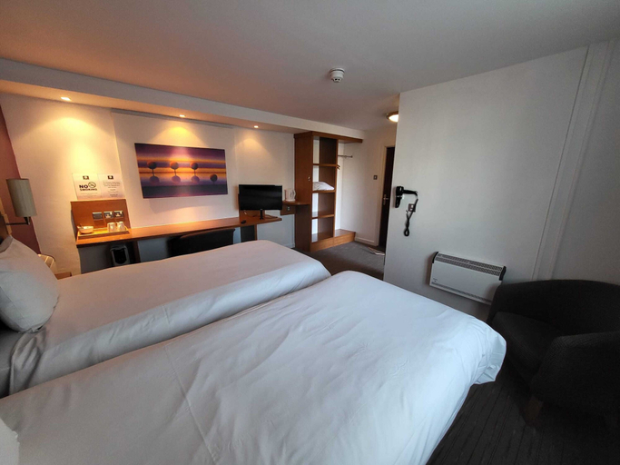 Bedroom 3, Tyger Inn Derby, Derbyshire