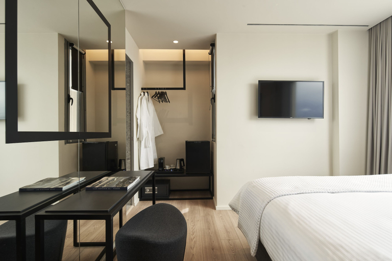 Bedroom 4, Urban Frame Plaka, Attica