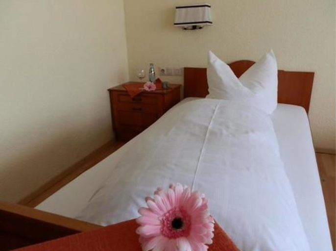 Bedroom 2, Landhotel Loewen, Schwarzwald-Baar-Kreis