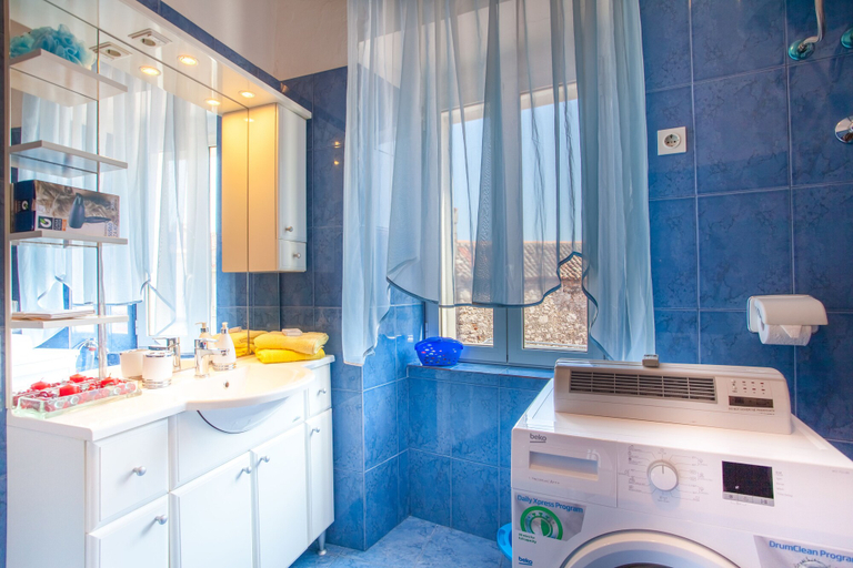 Bathroom 3, Apartment Laki, Cres