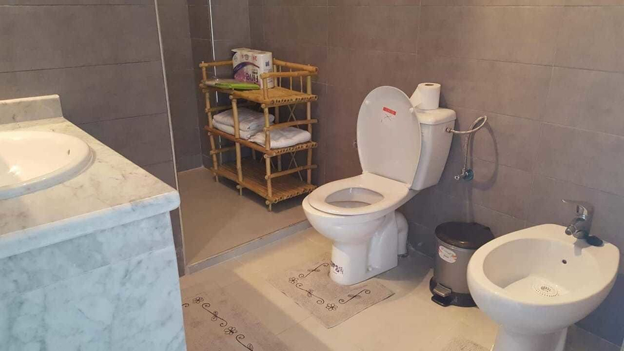 Bathroom, Dar Beldi, El Jadida