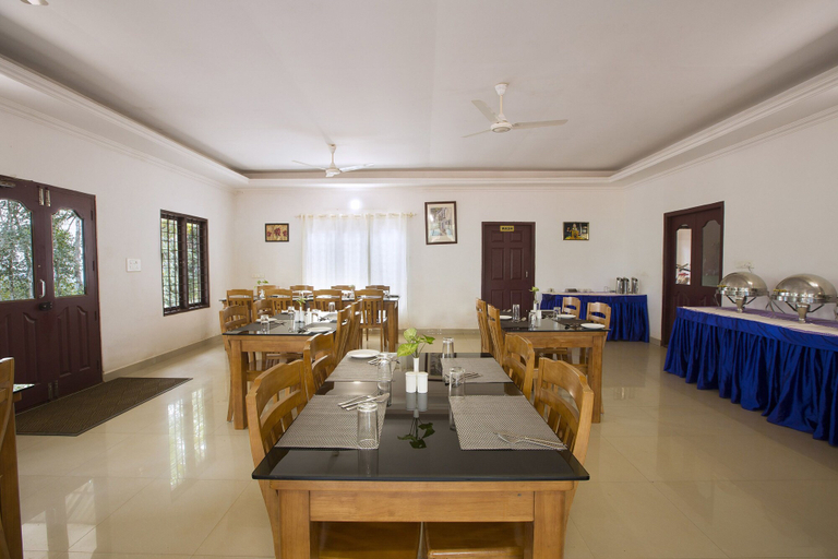Food & Drinks 4, Misty Lake Resort, Idukki