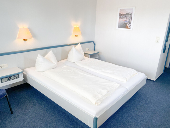 Bedroom 3, Hotel Wikingerhof, Schleswig-Flensburg
