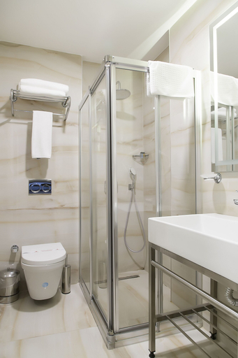 Bathroom 5, Vatan Asur Otel, Fatih