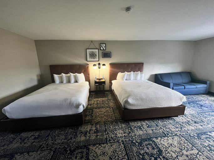 Bedroom 3, Four Points by Sheraton Greensboro Airport, Guilford