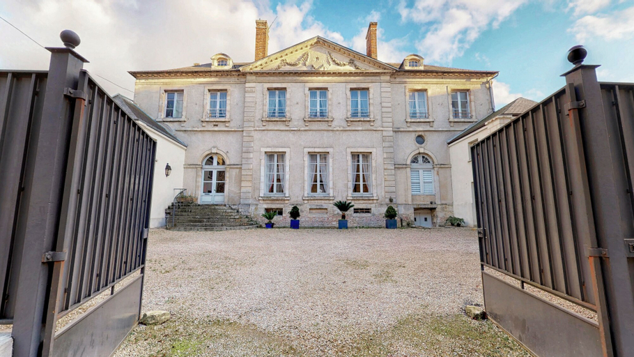 Exterior & Views 2, Castel Saint-Léonard, Calvados