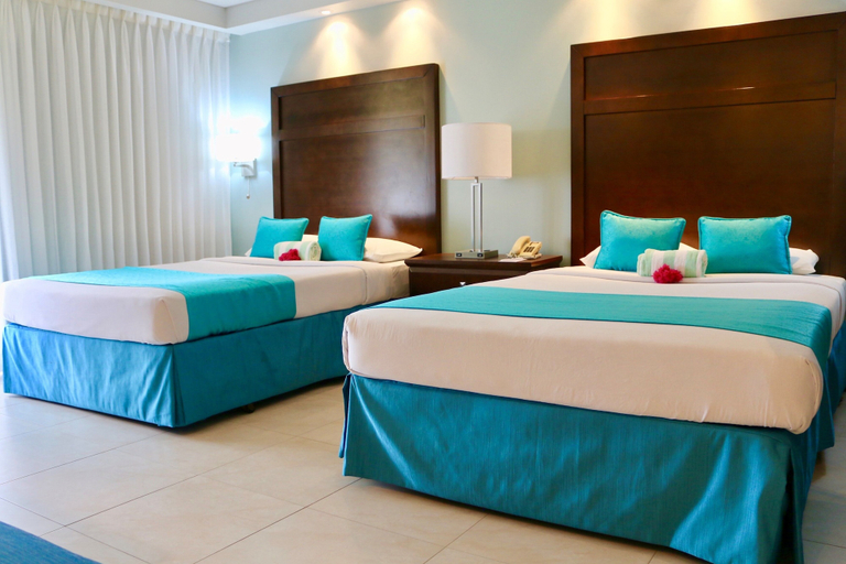 Bedroom 4, Mount Irvine Bay Resort