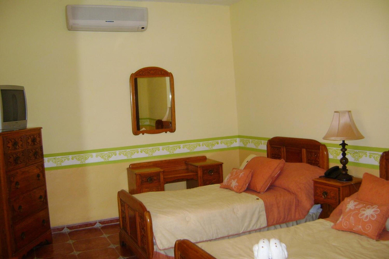 Bedroom 2, Casa De Las Columnas, Mérida