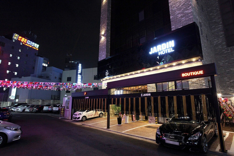 Exterior & Views 2, Yeongdeungpo Jardin Hotel, Yeongdeungpo
