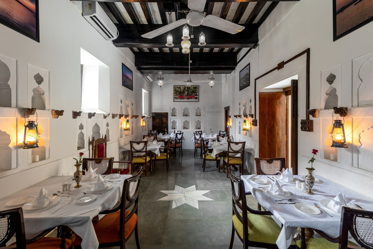 Food & Drinks 4, WelcomHeritage Badi Kothi, Kaushambi