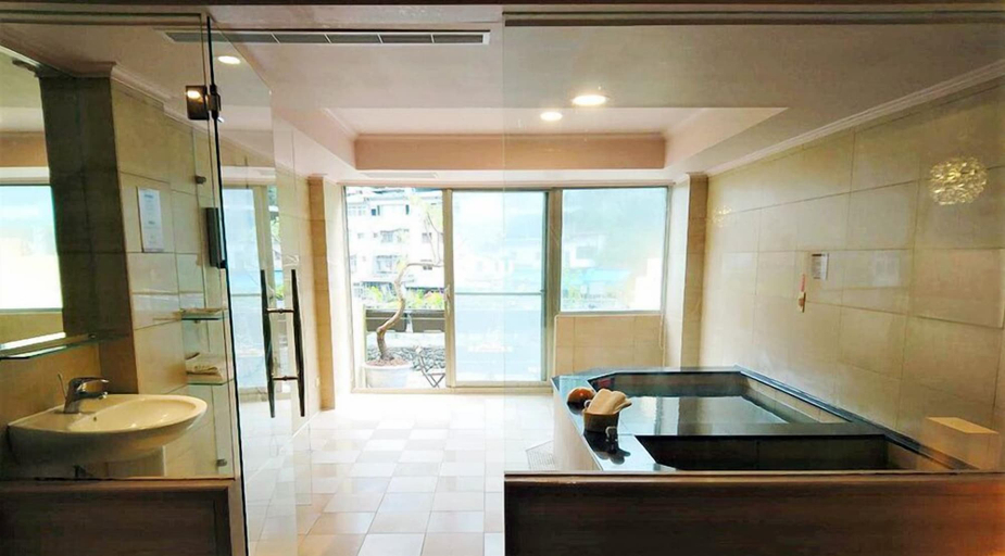 Bathroom 5, Wulai Shui An Hot Spring House, New Taipei City