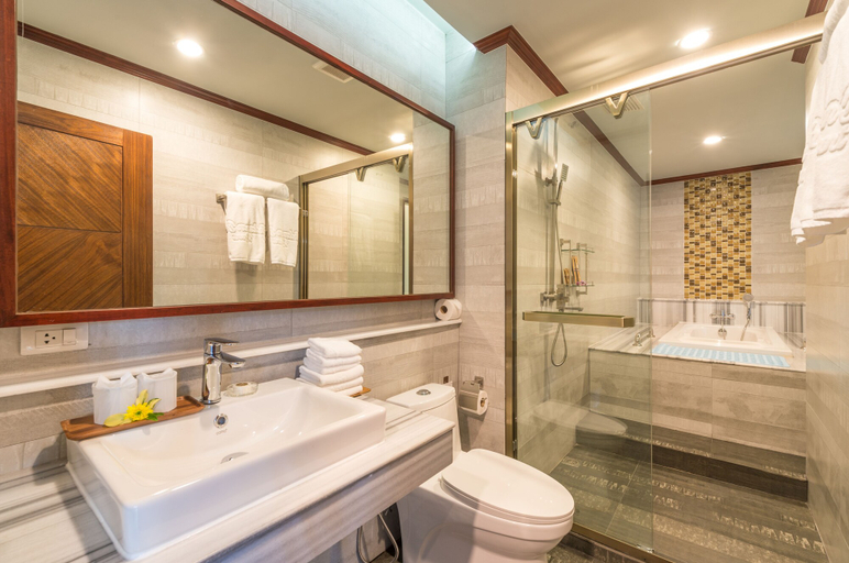 Bathroom 4, Andaman Breeze Resort -, Mueang Krabi