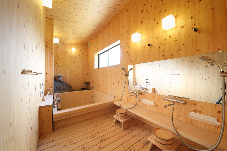 Bathroom 3, Shiso House, Shisō